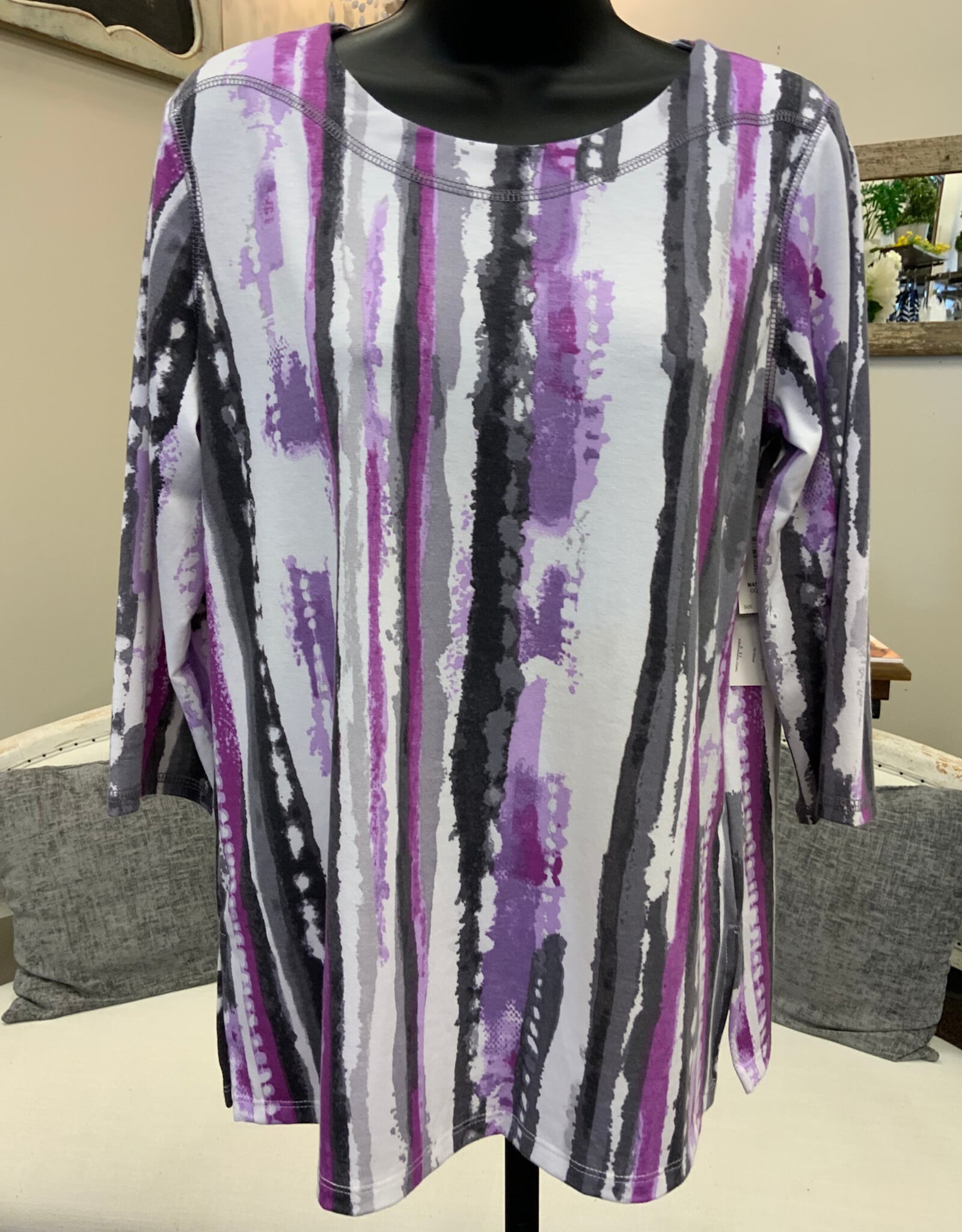 Links Links Steel Violet  Print Round Neck 3/4 Sleeve  Top