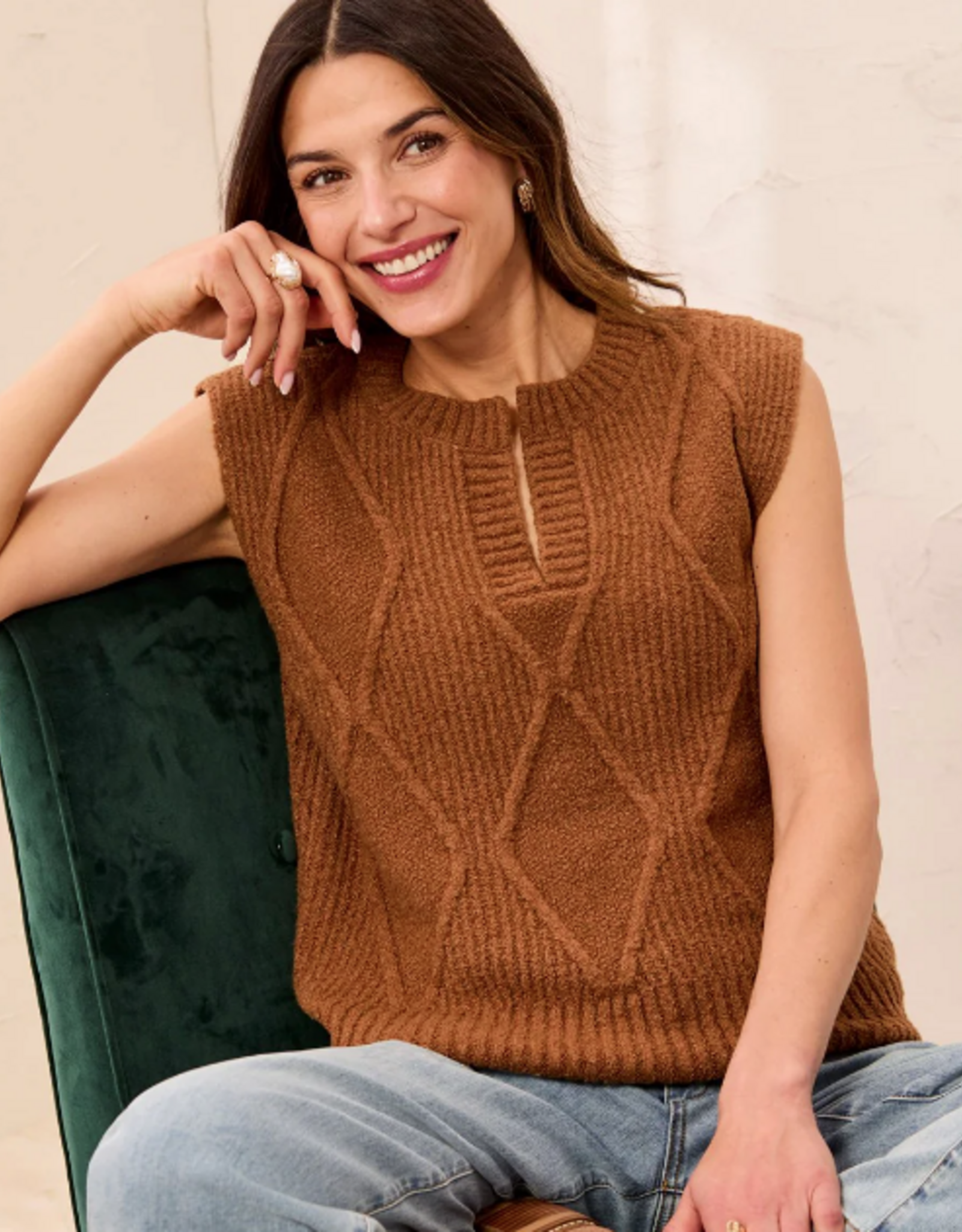 Tribal Tribal Hazelwood Soft Split Crew Neck Sleeveless Sweater Vest