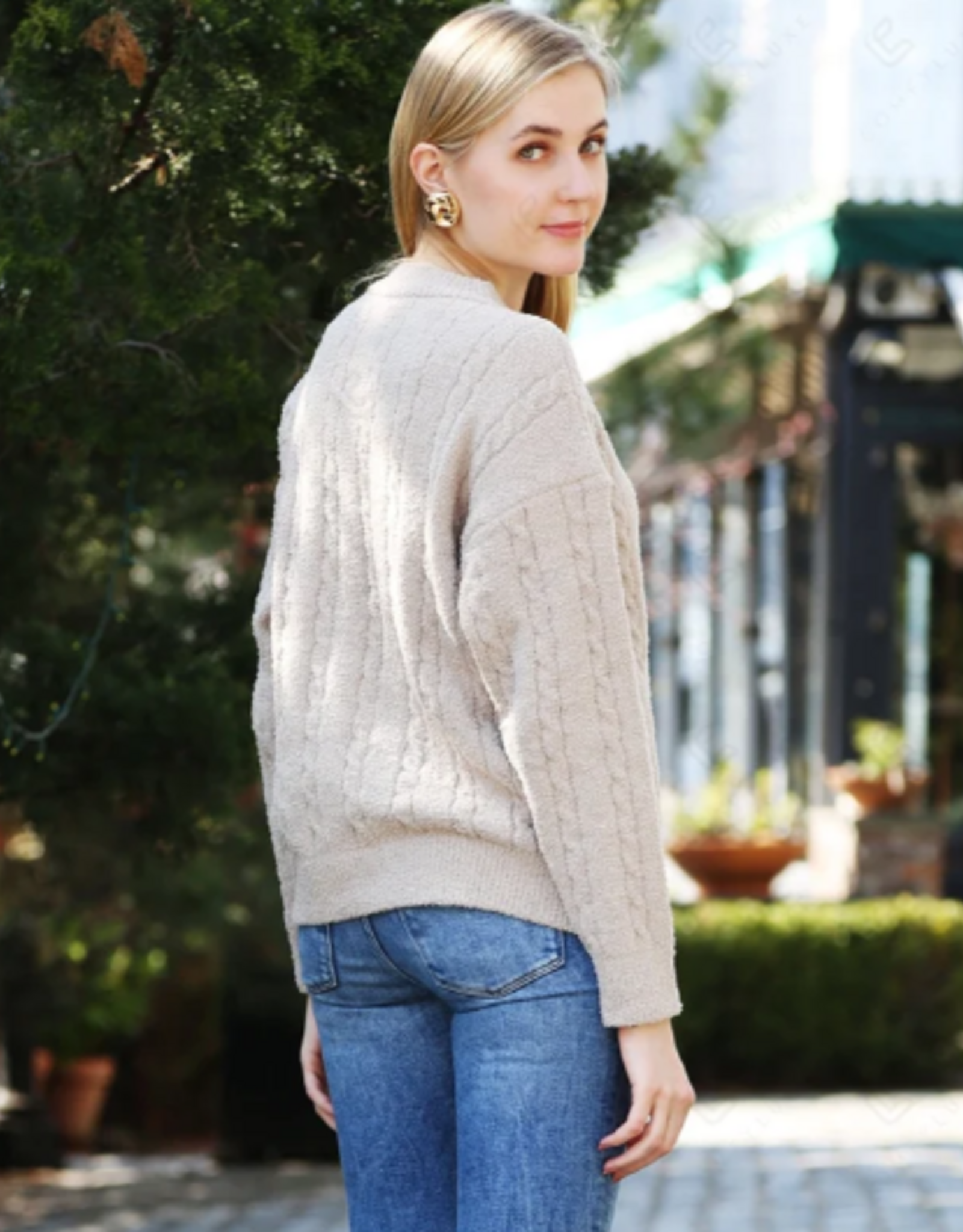 Comfy Luxe Comfy Luxe Beige Solid Cable Knit Ultra Soft Sweater One Size