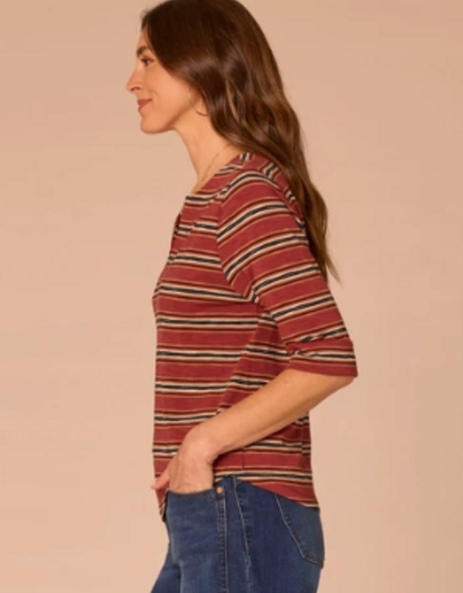 Democracy Democracy Burnt Henna Elbow Roll Cuff Sleeve Split V-Neck Striped Knit Top