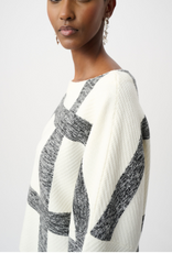 Joseph Ribkoff Joseph Ribkoff Winter White / Black Brushed Viscose And Nylon Plaid Boat-Neck Sweater