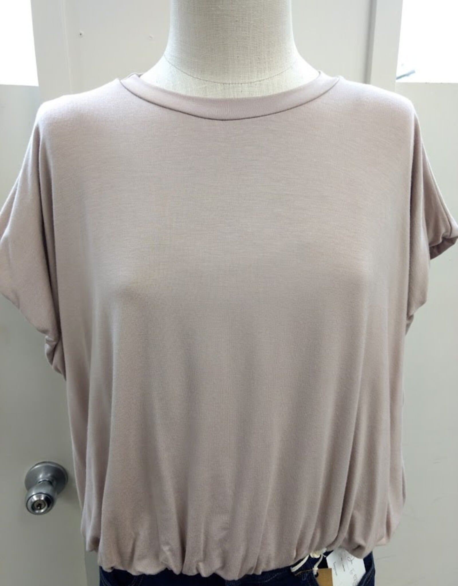 Kylie Paige Kylie Paige Fawn Taylor Curved Neckline Short Sleeve Top