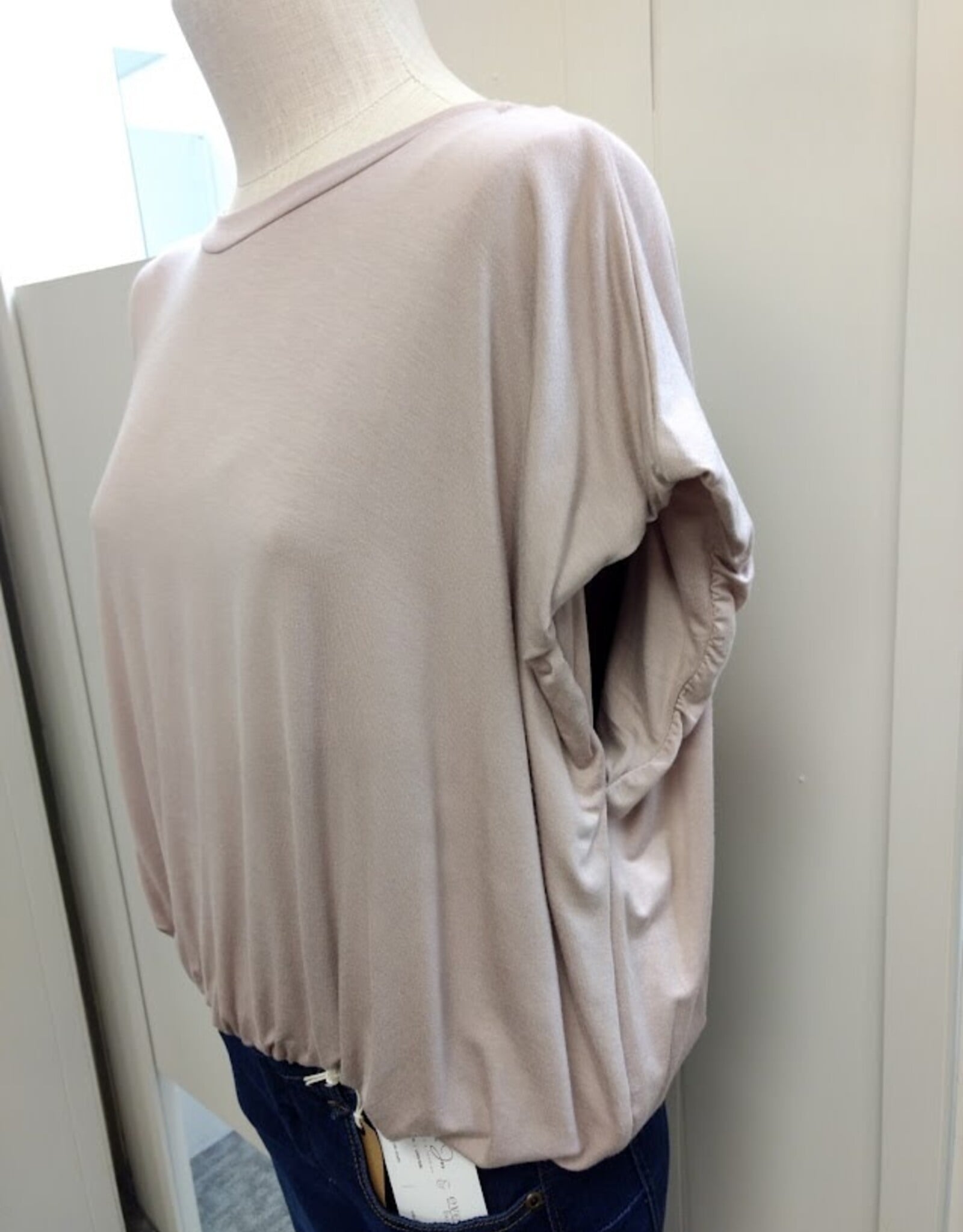 Kylie Paige Kylie Paige Fawn Taylor Curved Neckline Short Sleeve Top