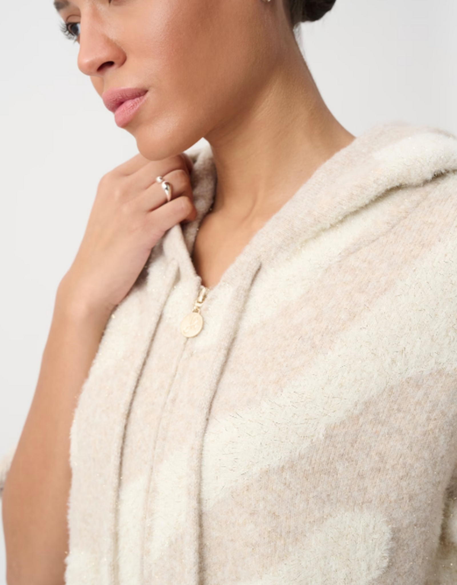 Joseph Ribkoff Joseph Ribkoff Oatmeal Melange/Gold Hooded Animal Print Sweater