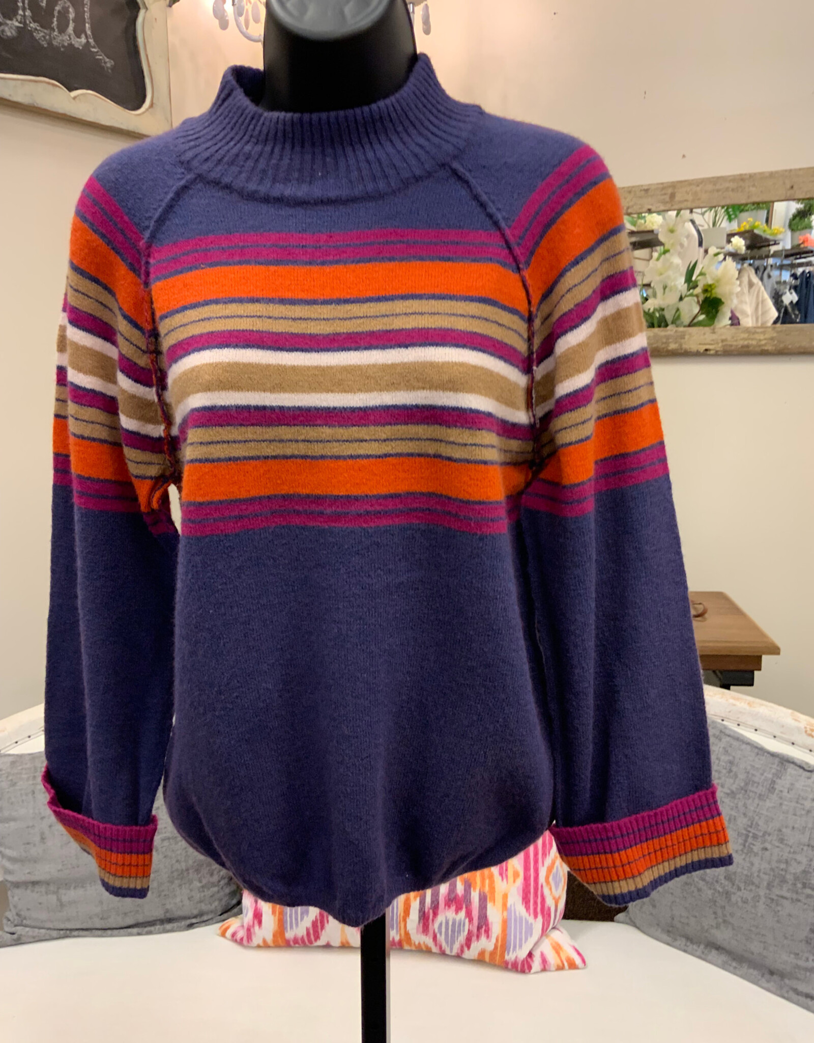 Democacy Democracy Blue/Raspberry  Mock Neck 3/4 Sleeve Bubble Hem