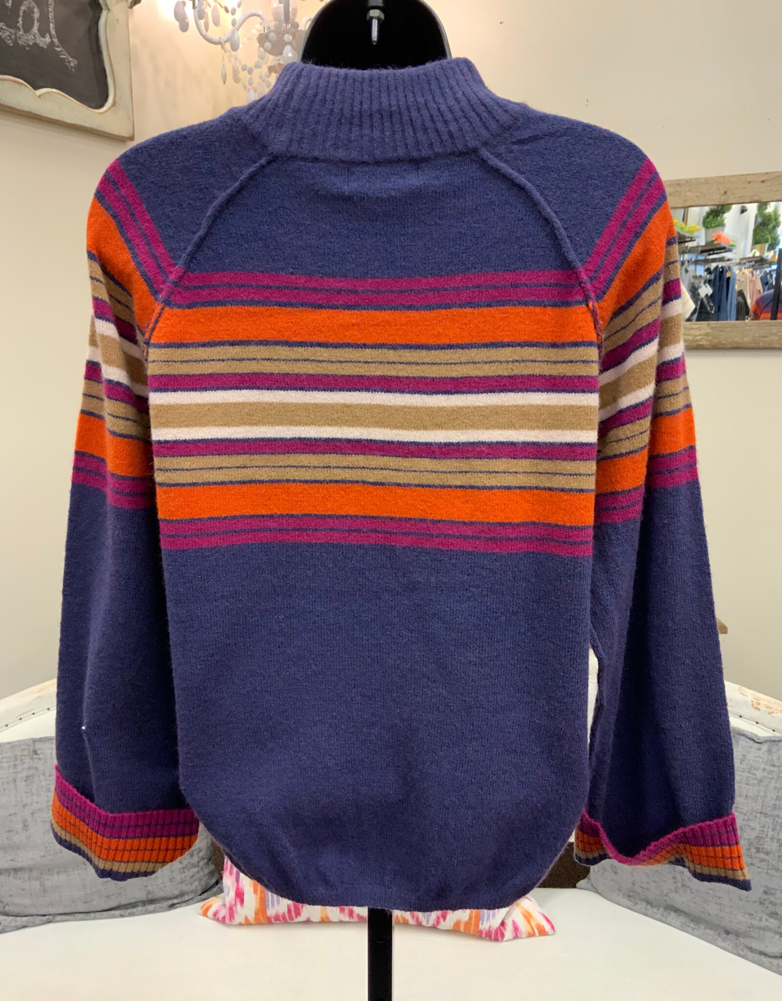 Democacy Democracy Blue/Raspberry  Mock Neck 3/4 Sleeve Bubble Hem