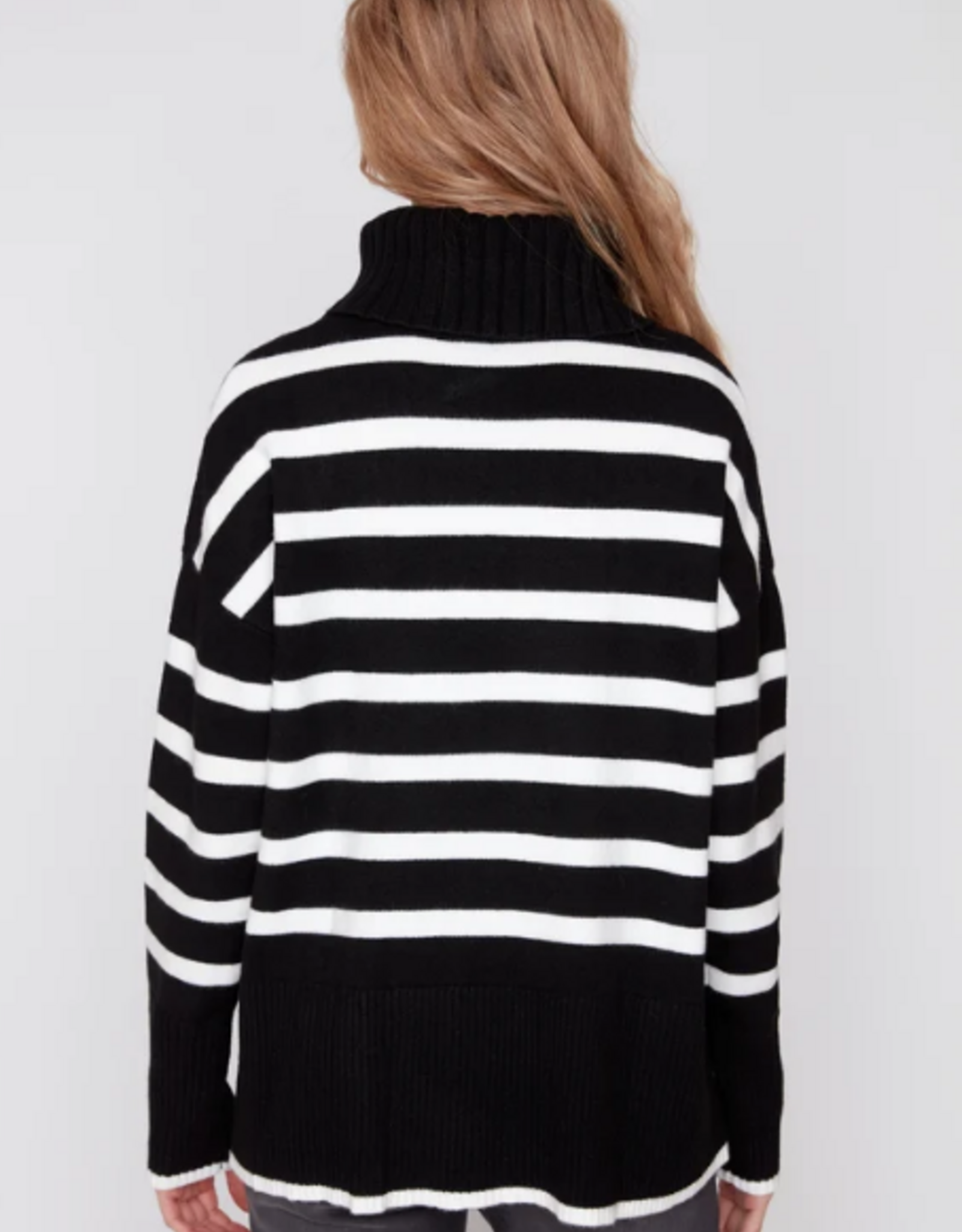 Renuar Renuar Blk/Wht Stripped Turtle Neck Long Sleeve Sweater