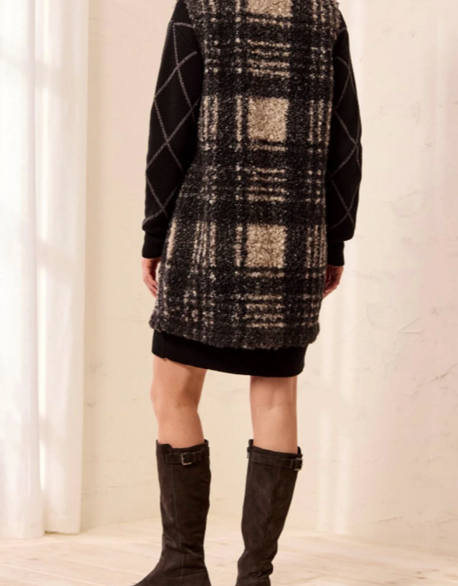 Tribal Tribal Blk/Grey Plaid Front Button Faux Wool Vest