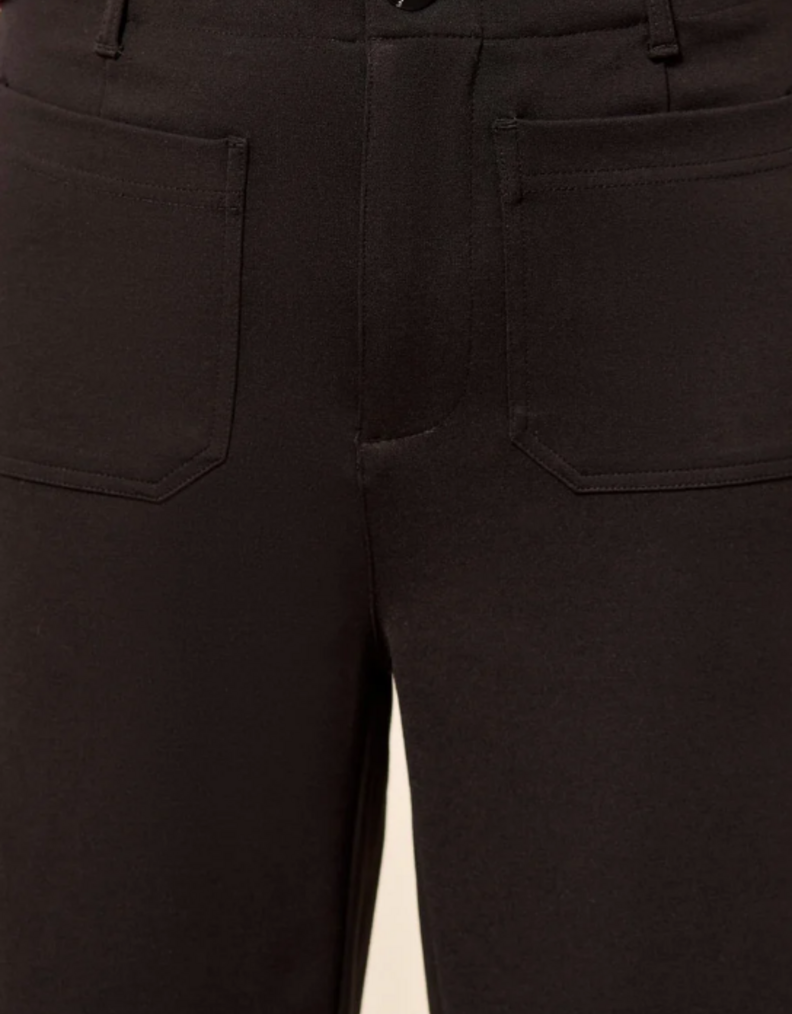 Tribal Tribal Black High Rise Fly Front Cropped w/Pockets