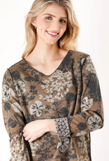 Trisha Tyler Trisha TylerTan/Black V-Neck Floral Print Long Sleeve Top