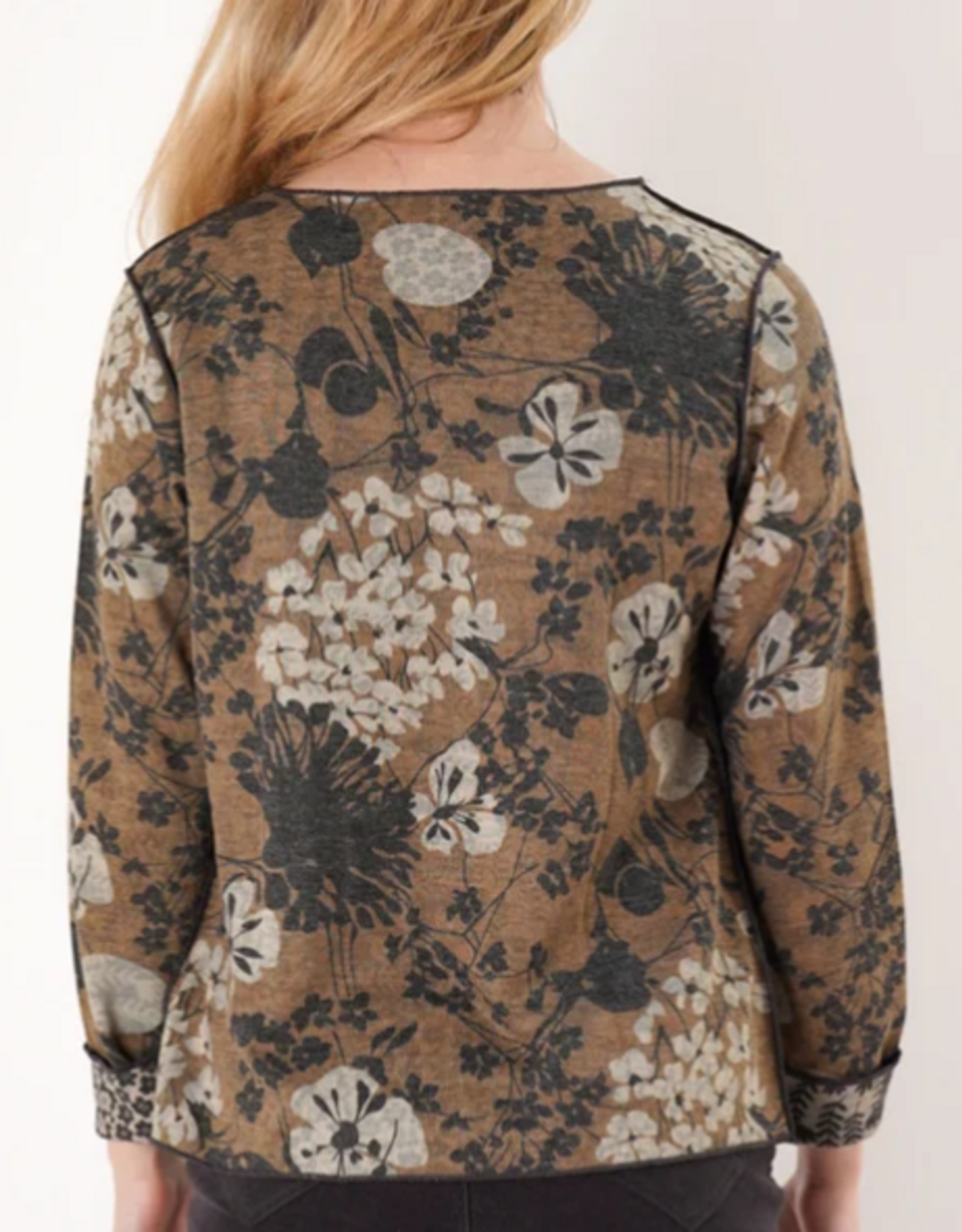 Trisha Tyler Trisha TylerTan/Black V-Neck Floral Print Long Sleeve Top