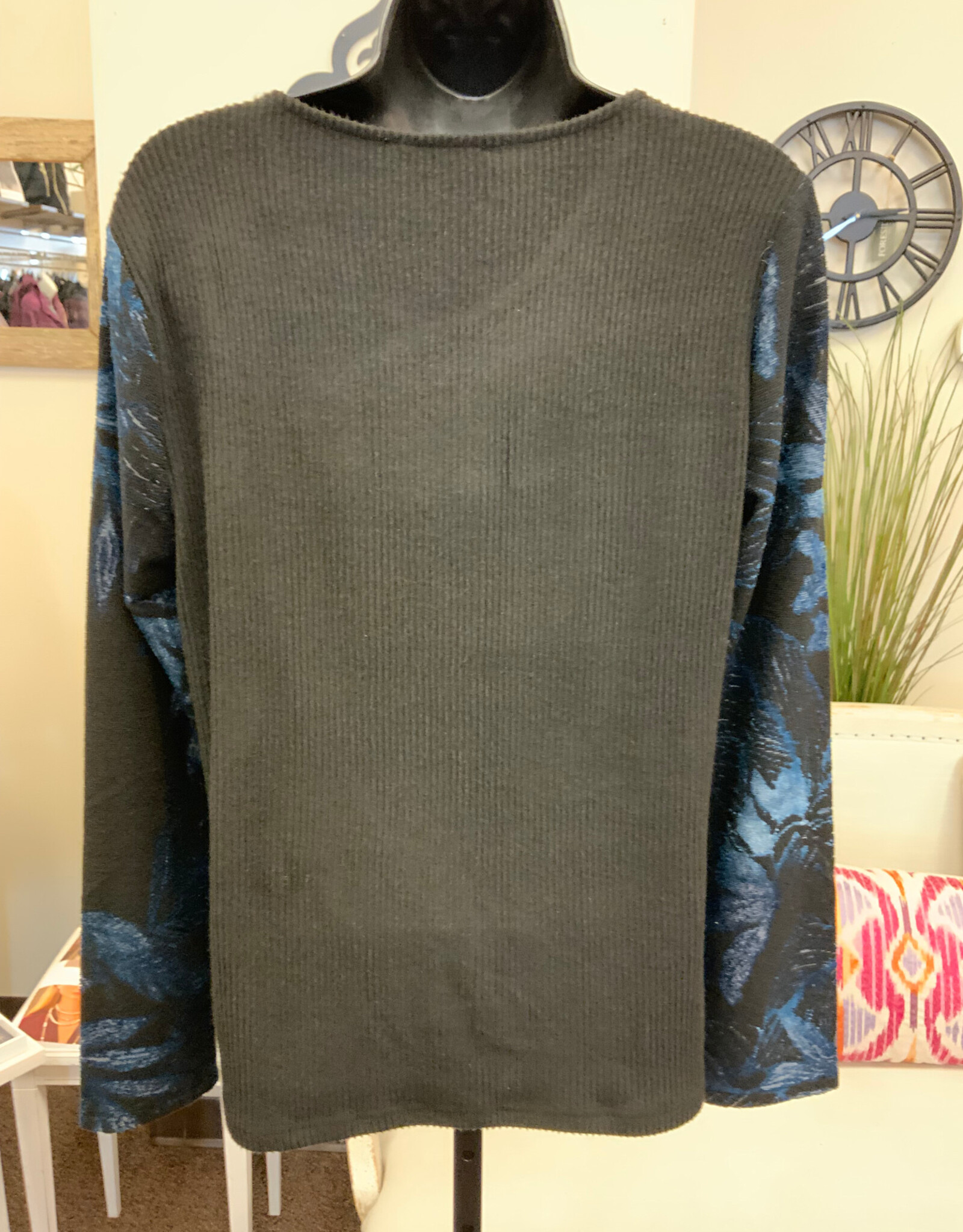 Picadilly Picadilly  Vintage Teal/Black Print Round Neck Long Sleeve Top
