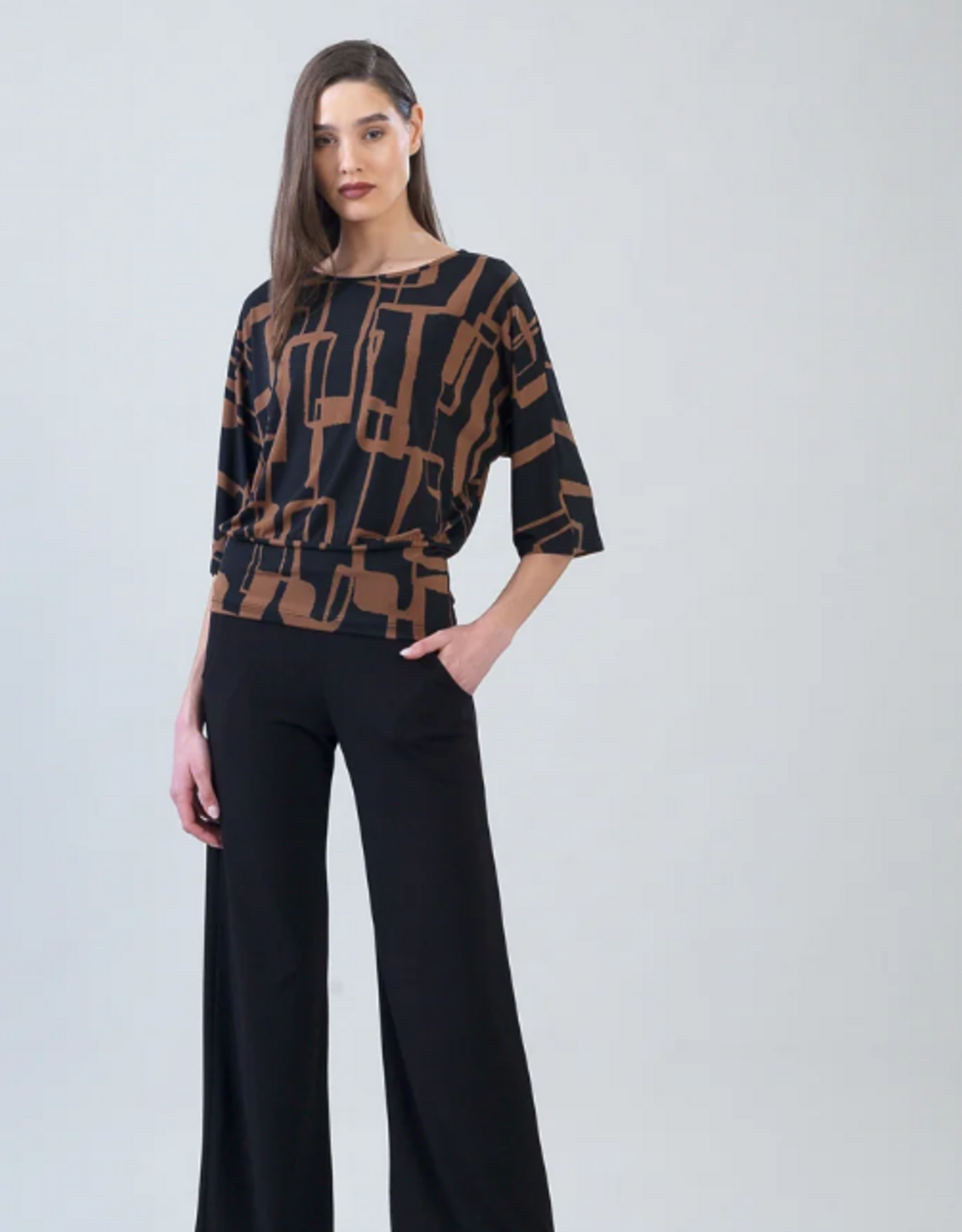 Clara Sun Woo Clara Sun Woo Black/Brown Geo Link Print Banded Hem Elbow Sleeve Top