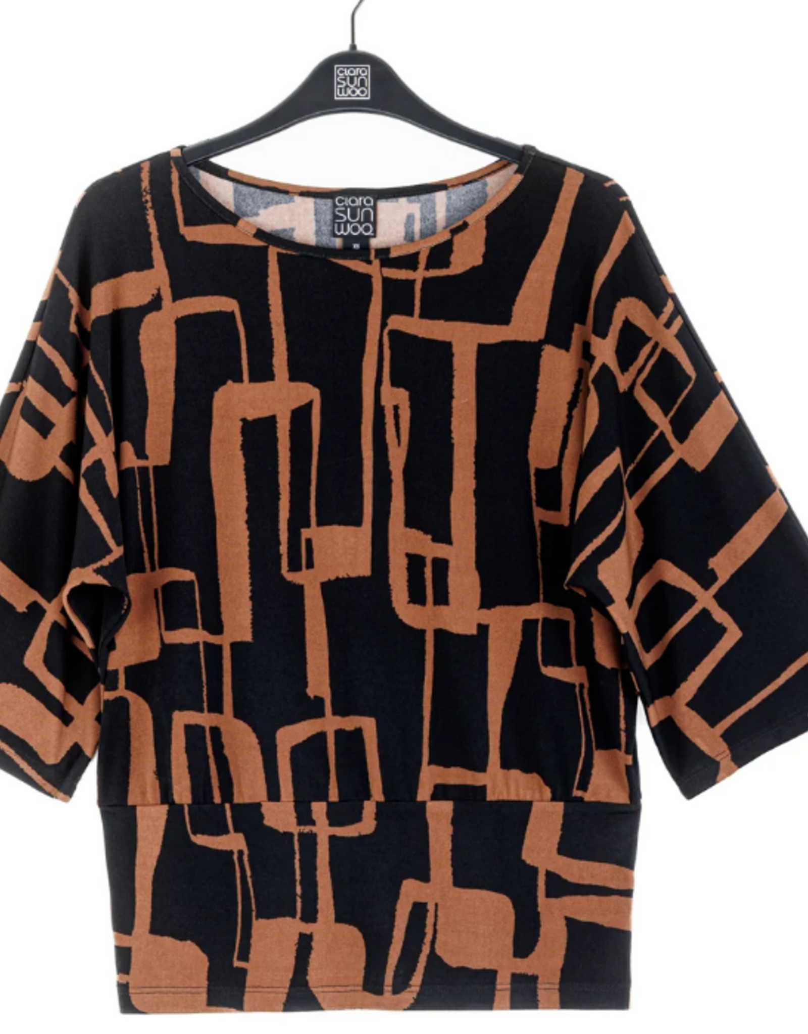 Clara Sun Woo Clara Sun Woo Black/Brown Geo Link Print Banded Hem Elbow Sleeve Top