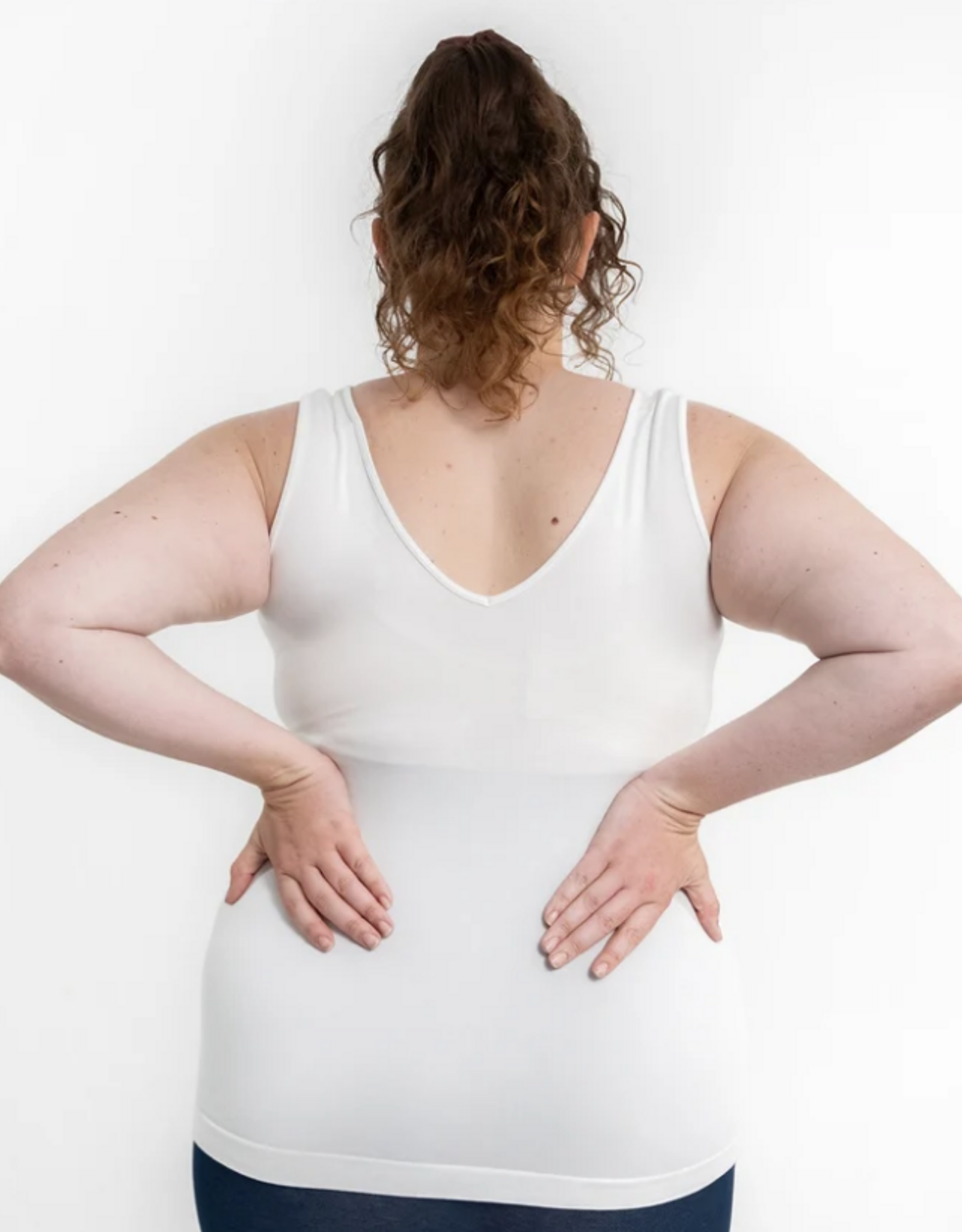 Elietian Elietian Ivory Curvy Fit Reversible Neckline Tank
