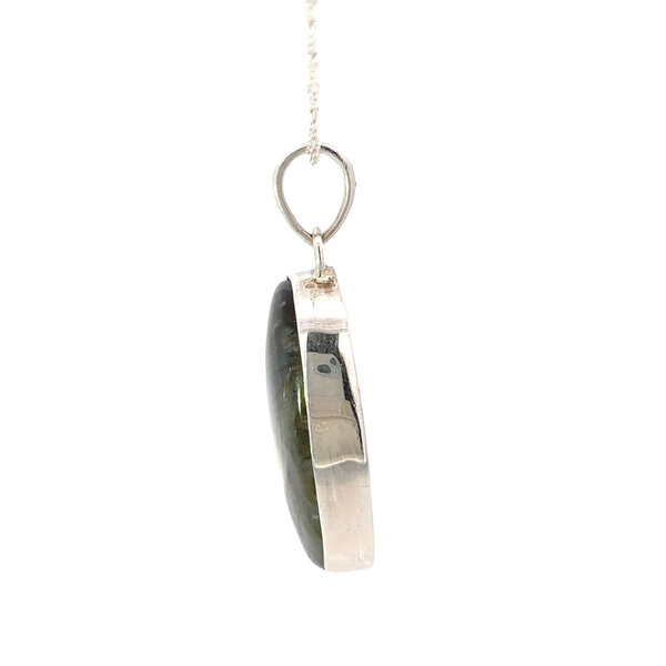 Sterling Silver 31x17mm Labradorite Oval Pendant