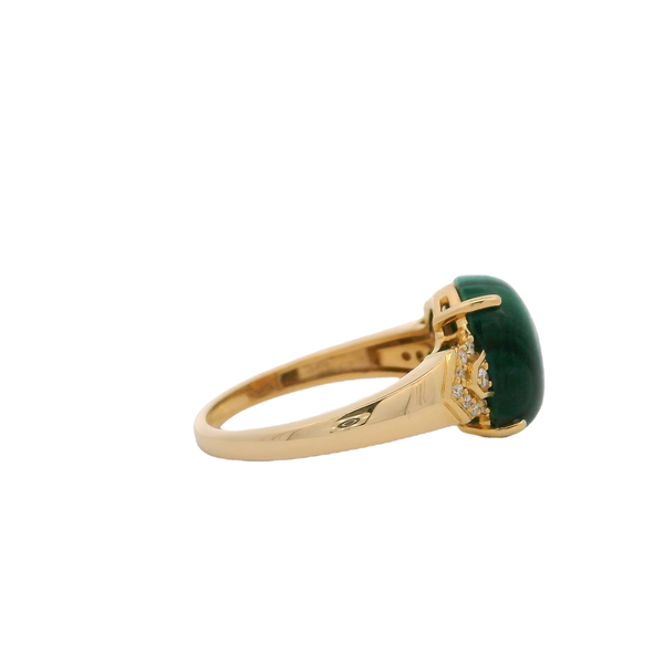 18K Yellow Gold 7.02ct Oval Cabochon Malachite & .08ct Diamond Ring Size 7