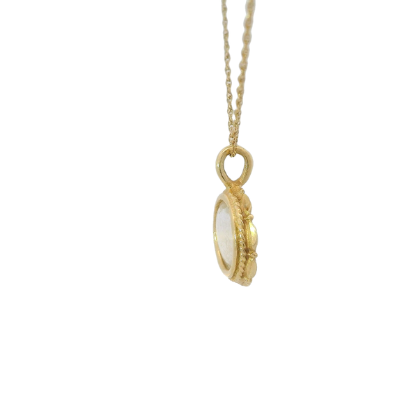 14K Yellow Gold 1970's Gold Flake Resin Necklace 18"