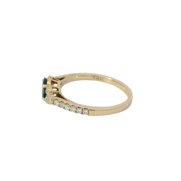 14K Yellow Gold .57ct Oval Alexandrite & .25ct Diamond Ring Size 7