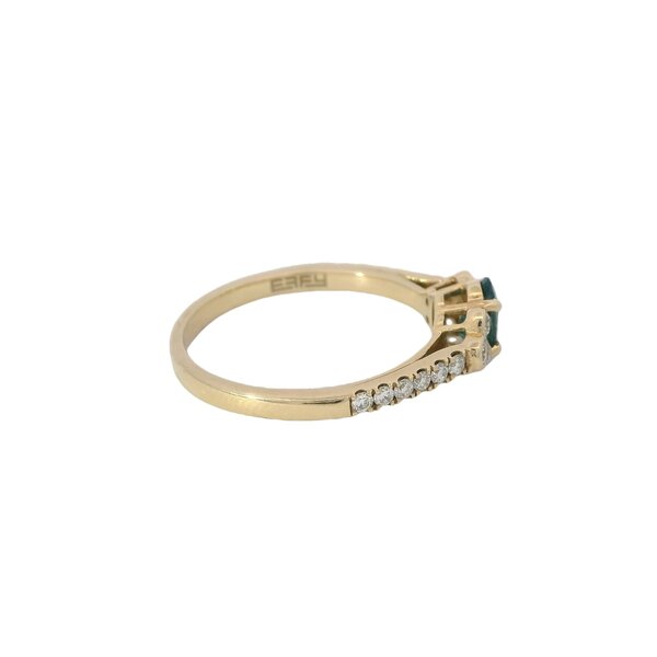 14K Yellow Gold .57ct Oval Alexandrite & .25ct Diamond Ring Size 7