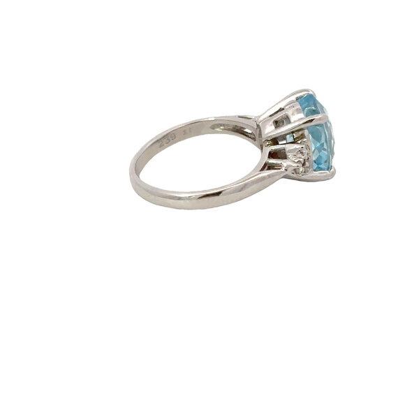 Platinum 1950's 2.39ct Oval Aquamarine & .10ct Diamond Ring Size 4