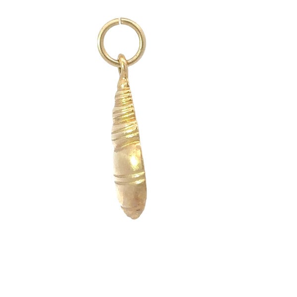 14K Yellow Gold Smooth Conch Shell Charm