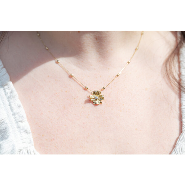 14K Yellow Gold GC Orginal Textured .10ct Lab Diamond Dogwood Pendant Small