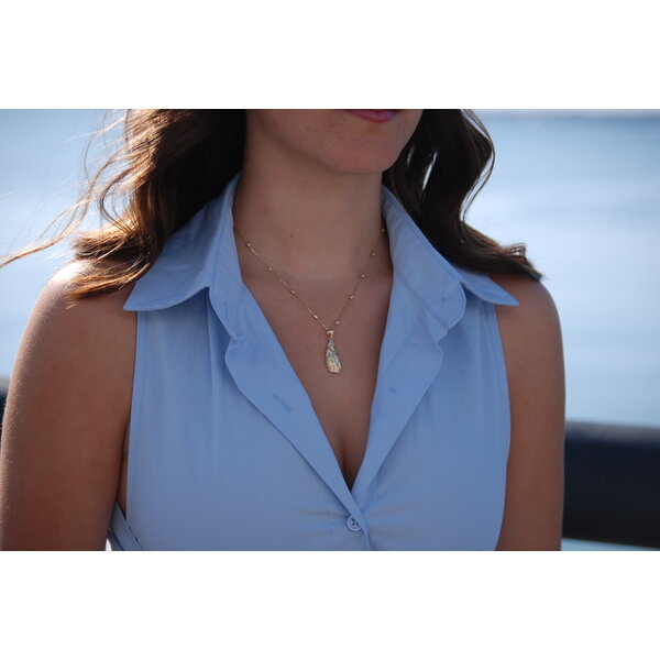 14K Yellow Gold Med GC Original Oyster Pendant