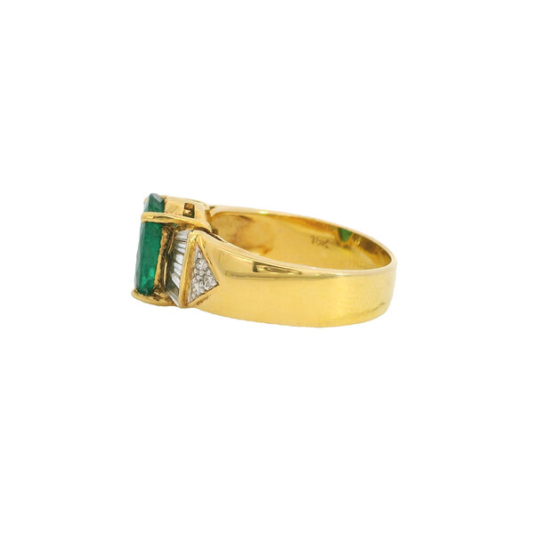 18K Yellow Gold 1970's 2.20ct Oval Emerald .50ct Diamond Ring Size 7