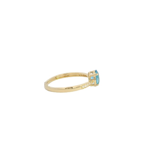 10K Yellow Gold .76ct Oval Swiss Blue Topaz .05ct Diamond Ring Size 6.5