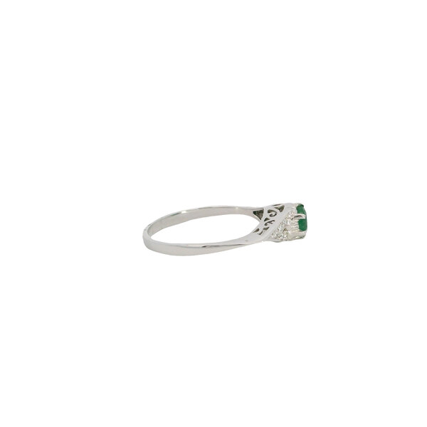 10K White Gold .36ct Round Emerald .08ct Diamond Ring Size 6.5