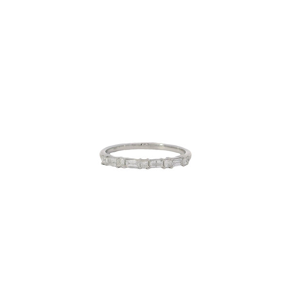 14K White Gold .31ct Baguette & Round Diamond Band Size 6.25