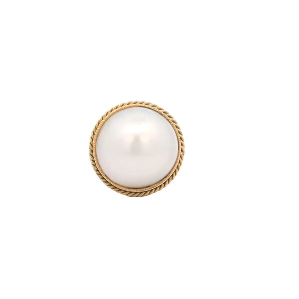 18K Yellow Gold 1970's 16mm Mabe Pearl Rope Edge Ring Size 6