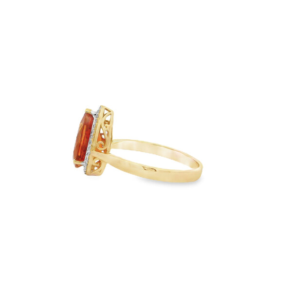 14K Yellow Gold  2.80ct Pear Madeira Citrine & .13ct Diamond Ring Size 9