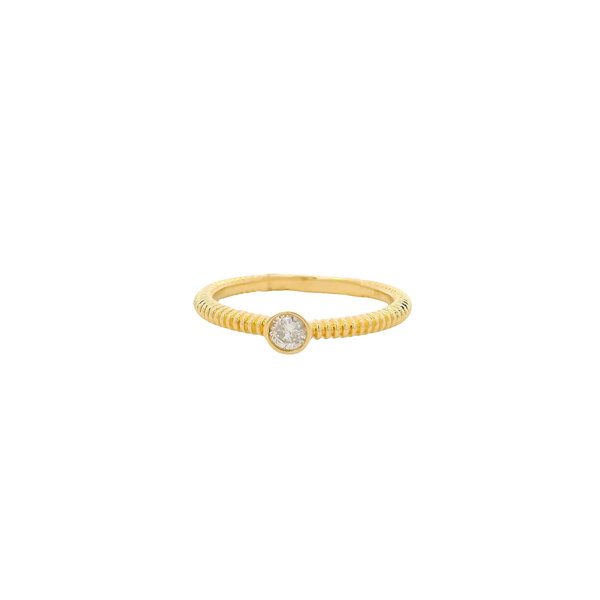10K Yellow Gold .13ct Bezel Diamond Rope Detailed Ring Size 6.5