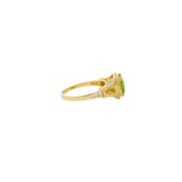 10K Yellow Gold 2.10ct Cushion Cut Peridot & .30ct Diamond Ring Size 6.5