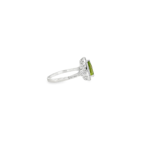 14K White Gold 1.25ct Pear Peridot & .20ct Diamond Ring Size 7