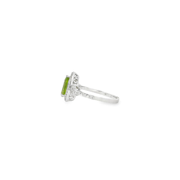 14K White Gold 1.25ct Pear Peridot & .20ct Diamond Ring Size 7