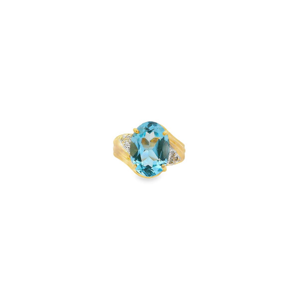 14K Yellow Gold 1980's 6.50ct Oval Blue Topaz .06ct Diamond Ring Size  5.75