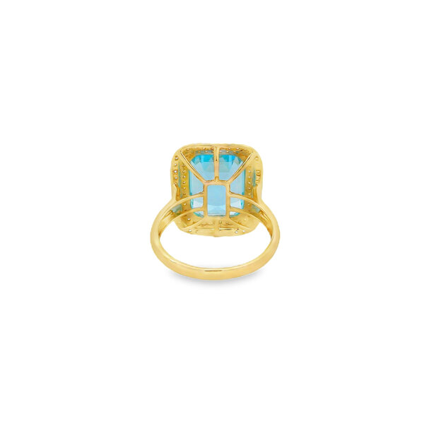 14K Yellow Gold  8.80ct Emerald Cut Sky Blue Topaz .41ct Diamond Ring Size 7.25