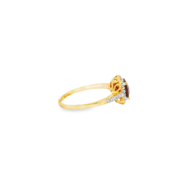 14K Yellow Gold 1.20ct Red Garnet & .08ct Diamond Ring Size 7