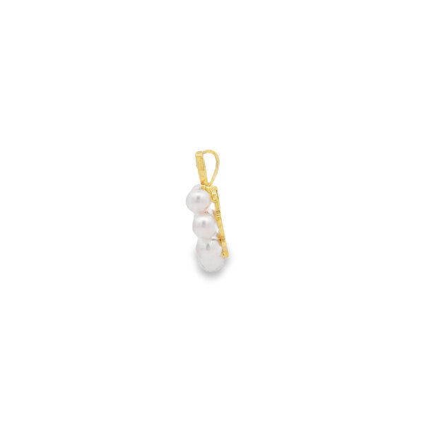 18K Yellow Gold 1970's 4-4.5mm White Freshwater Pearls .03ct Diamond Pendant 20x14mm