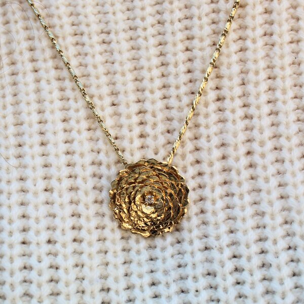 14K Yellow Gold GC Original Diamond-Cut .06ct Lab Diamond Camellia Pendant Large