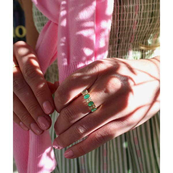 10K Yellow Gold .96ct Oval Emeralds (4) & .13ct Diamond Band Size 6.5