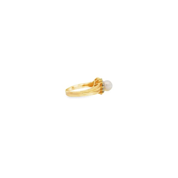 14K Yellow Gold 1980's 6mm Freshwater Pearl & .16ct Diamond Ribbon Setting Ring Size 5.25