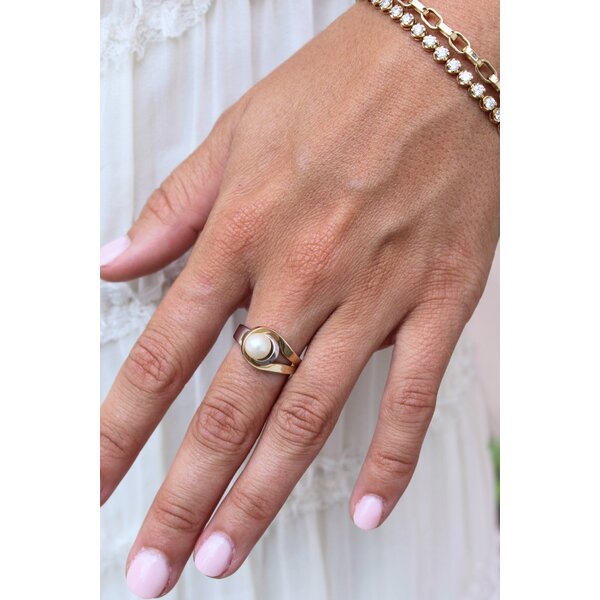 10K Yellow & White Gold Estate 6mm Freshwater Pearl Ring Size 6