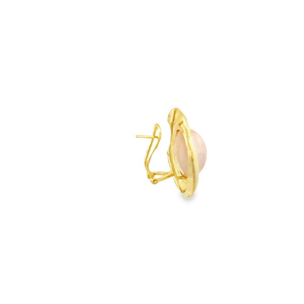 14K Yellow Gold 1970's 15mm Mabe Pearl Omega Post Earrings