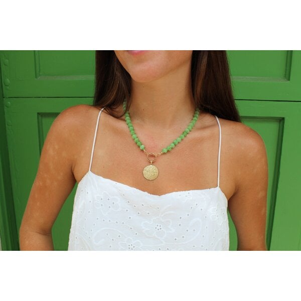Gold Filled Green Jade Handcrafted Beaded Necklace w Push Clasp 17.5"