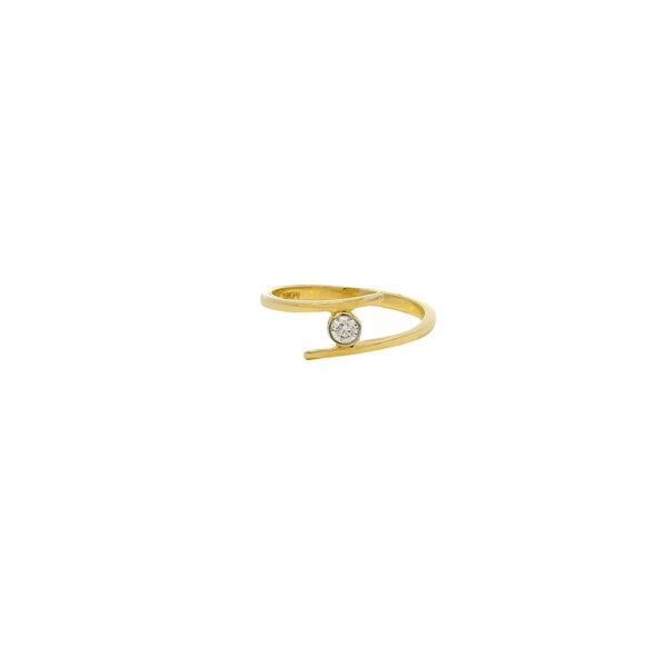 10K Yellow Gold .10ct Bezel Set Diamond Crossover Ring Size 6.75