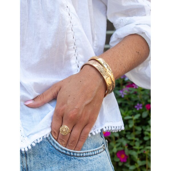 Gold Filled 1940's 12mm Flat Swirl Filigree Bangle 7.5"